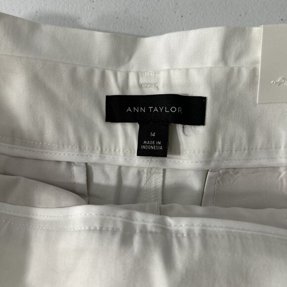 Ann Taylor Shorts Womens 14 White Scalloped High Rise Tie Tapered Leg Minimalist - Picture 4 of 10